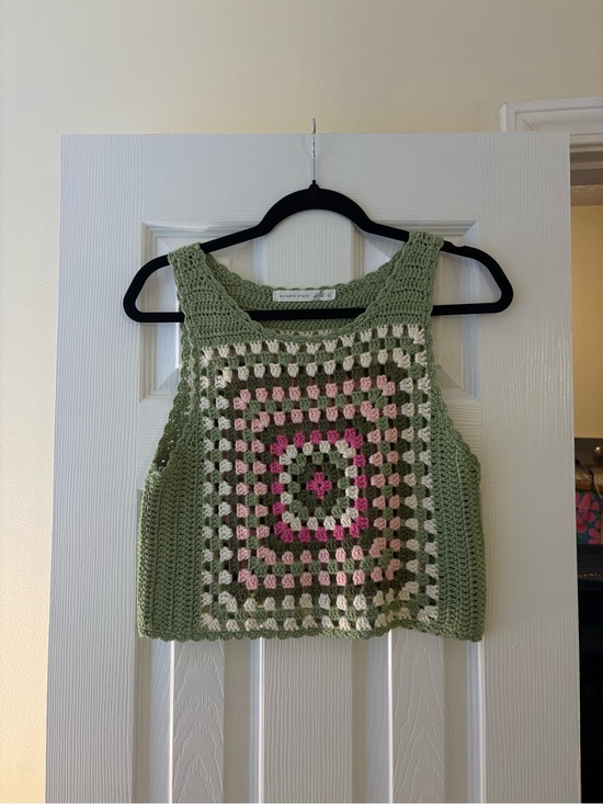 Altar'd State Tops - Altar'd State Crocheted Tank Top in Sage, Pink, Cream